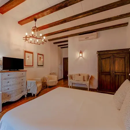 La Fornal Hotel 4*